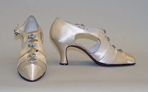 Evening shoes