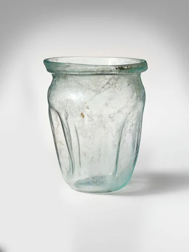 Glass cup