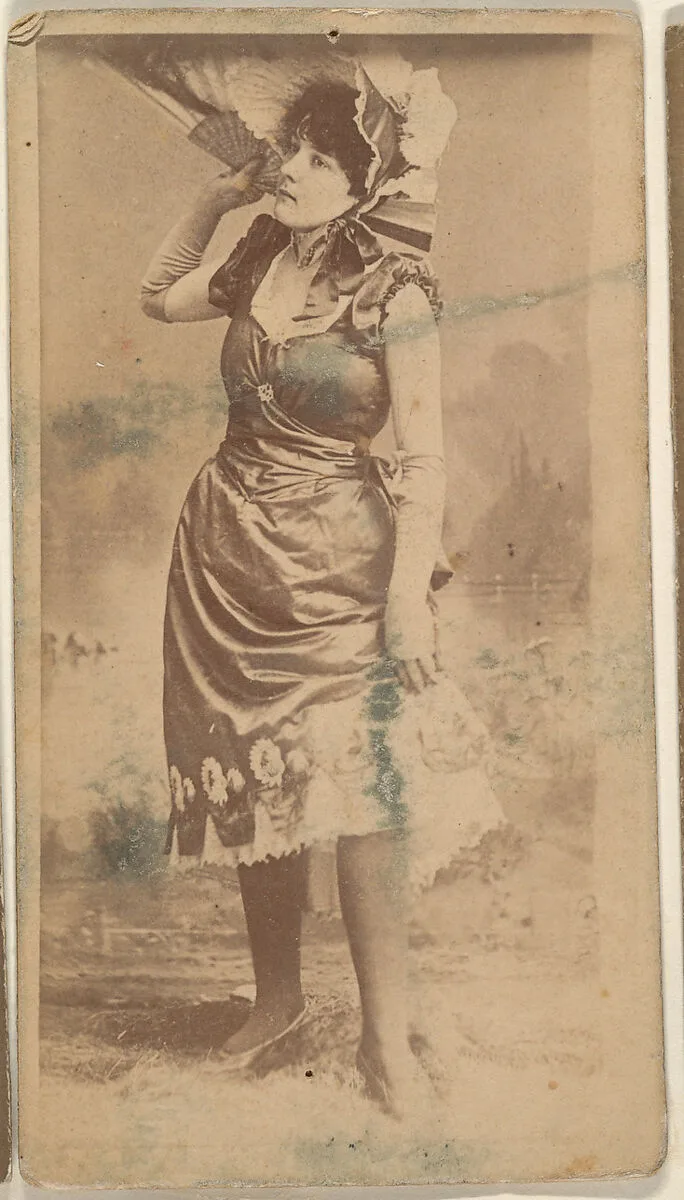 Actress holding large fan, from the Actresses series (N668) — Unknown