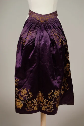 Afternoon apron