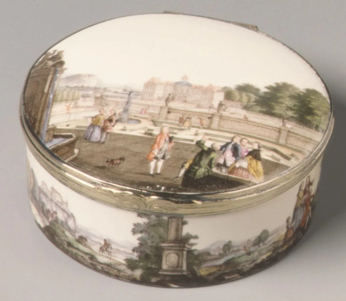 Snuffbox — Imperial Porcelain Manufactory, St. Petersburg