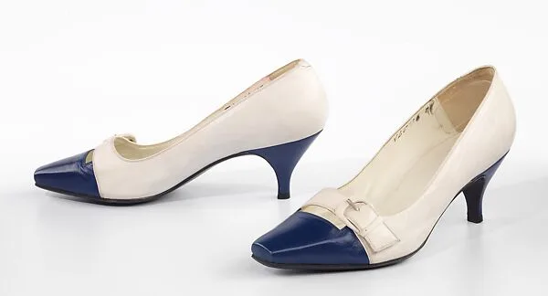 Pumps — Bruno Magli SP.A.