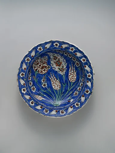 Blue-Ground Dish with Floral Design