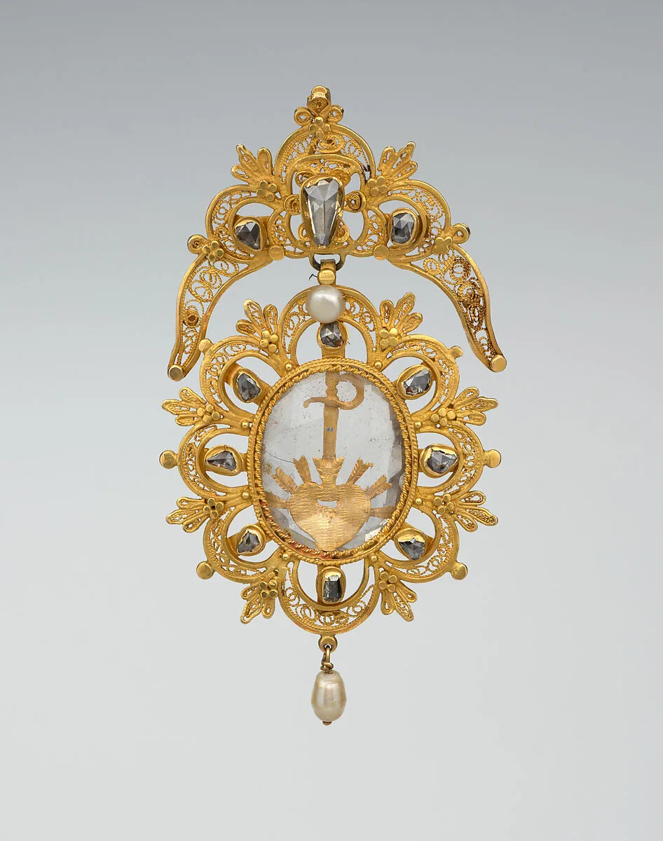 Pendant with chain — Unknown