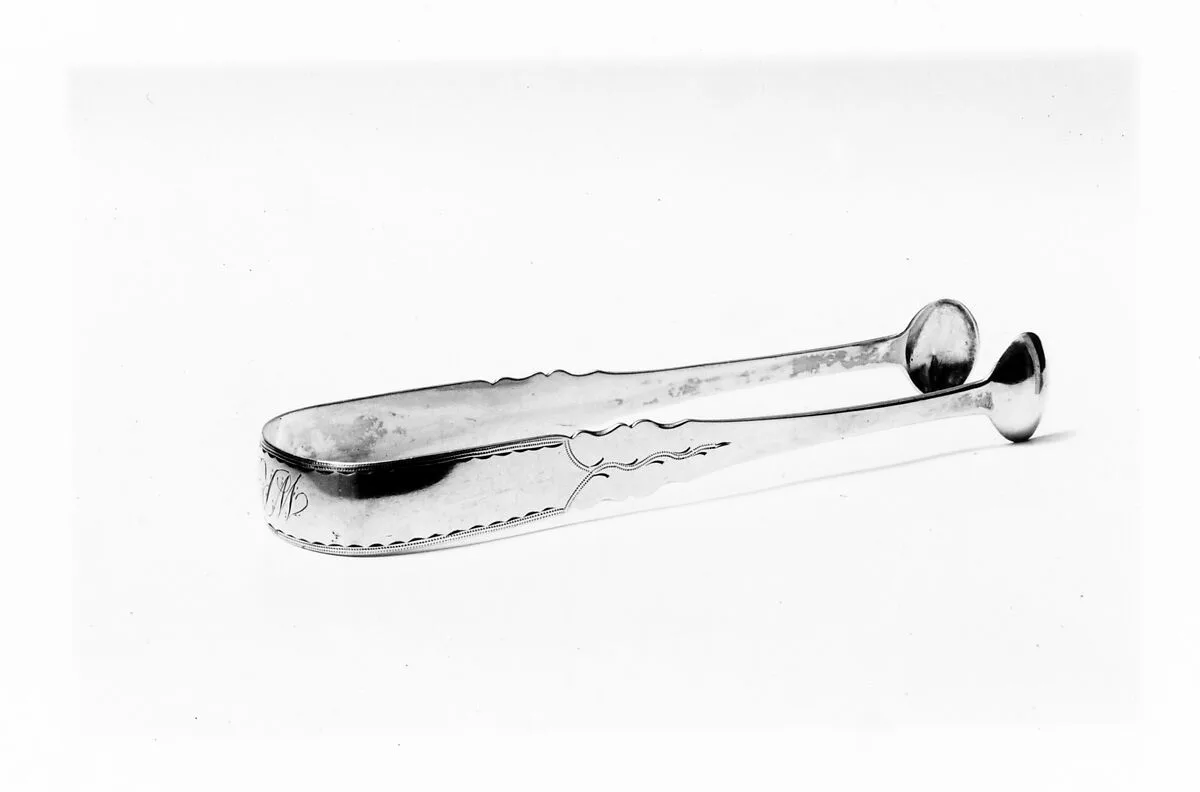 Tongs — John Boutier