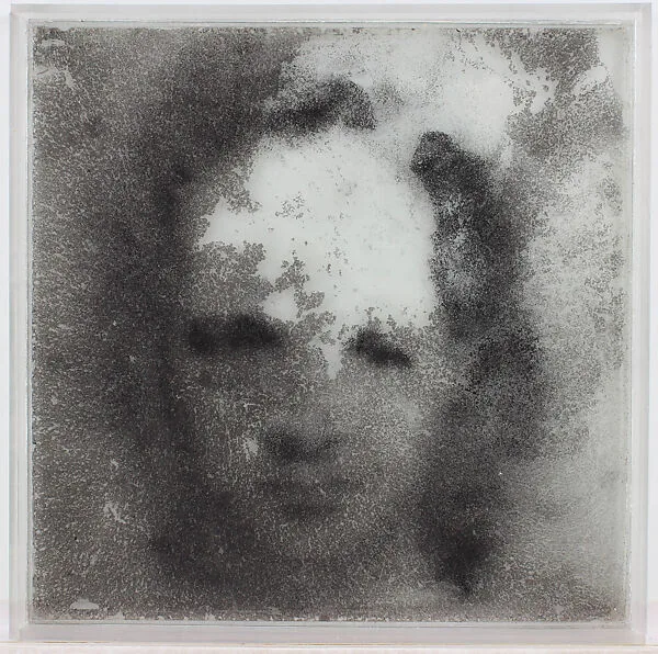 Narcisos — Oscar Muñoz