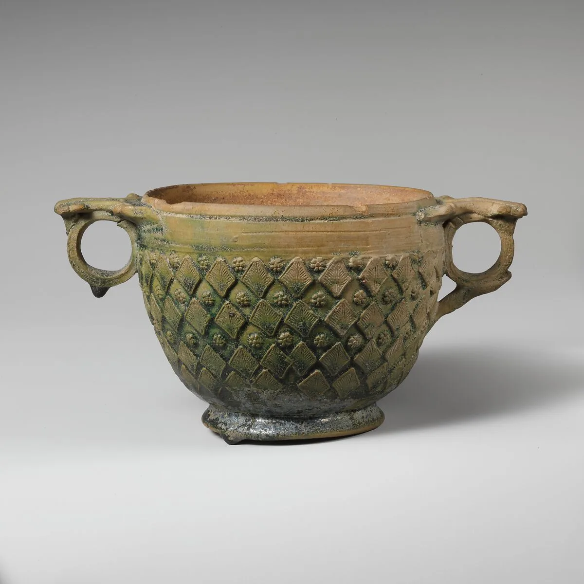 Terracotta scyphus (drinking cup) — Unknown