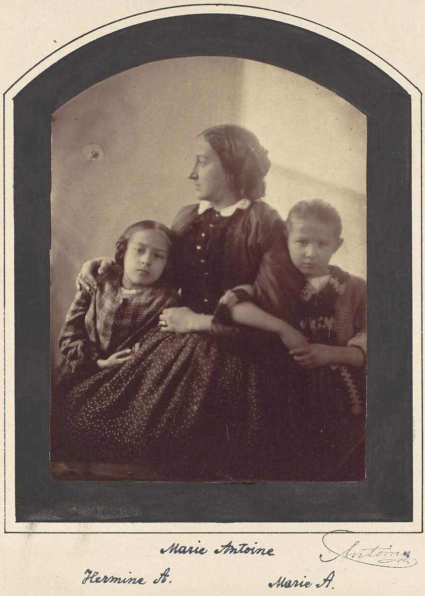 Hermine, Marie and Marie Antoine. — Franz Antoine
