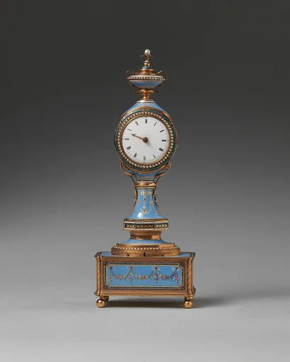 Boudoir clock