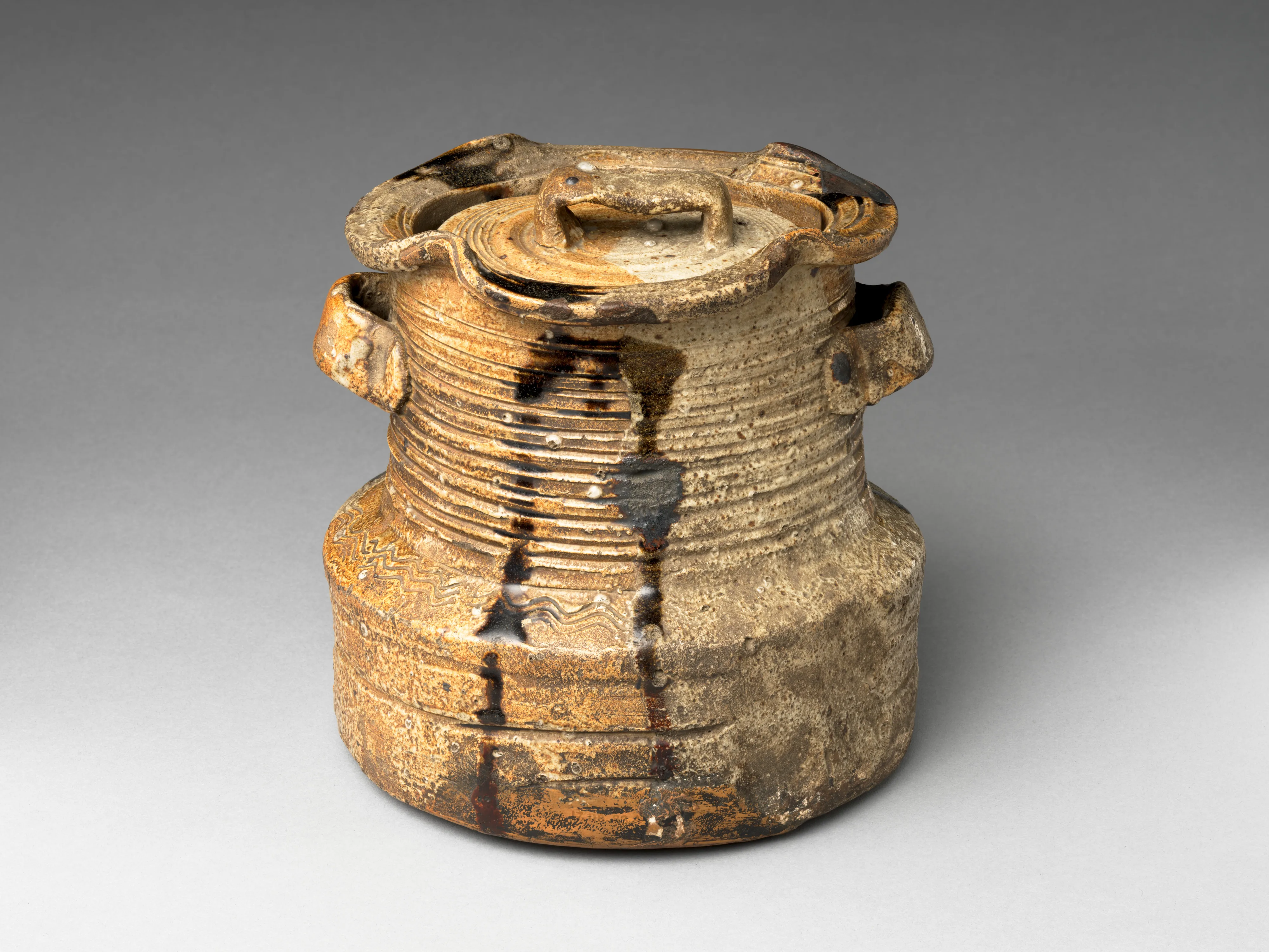 美濃伊賀水指|Freshwater Jar (Mizusashi) — Unknown