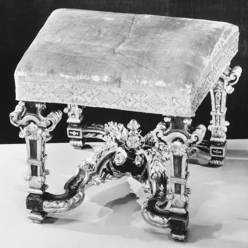 Stool for harpsicord (part of a set)