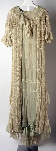 Tea gown