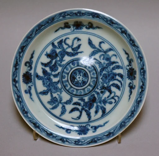 明早期  景德鎮窯青花瑞果紋盞托|Saucer with pomegranates and peaches