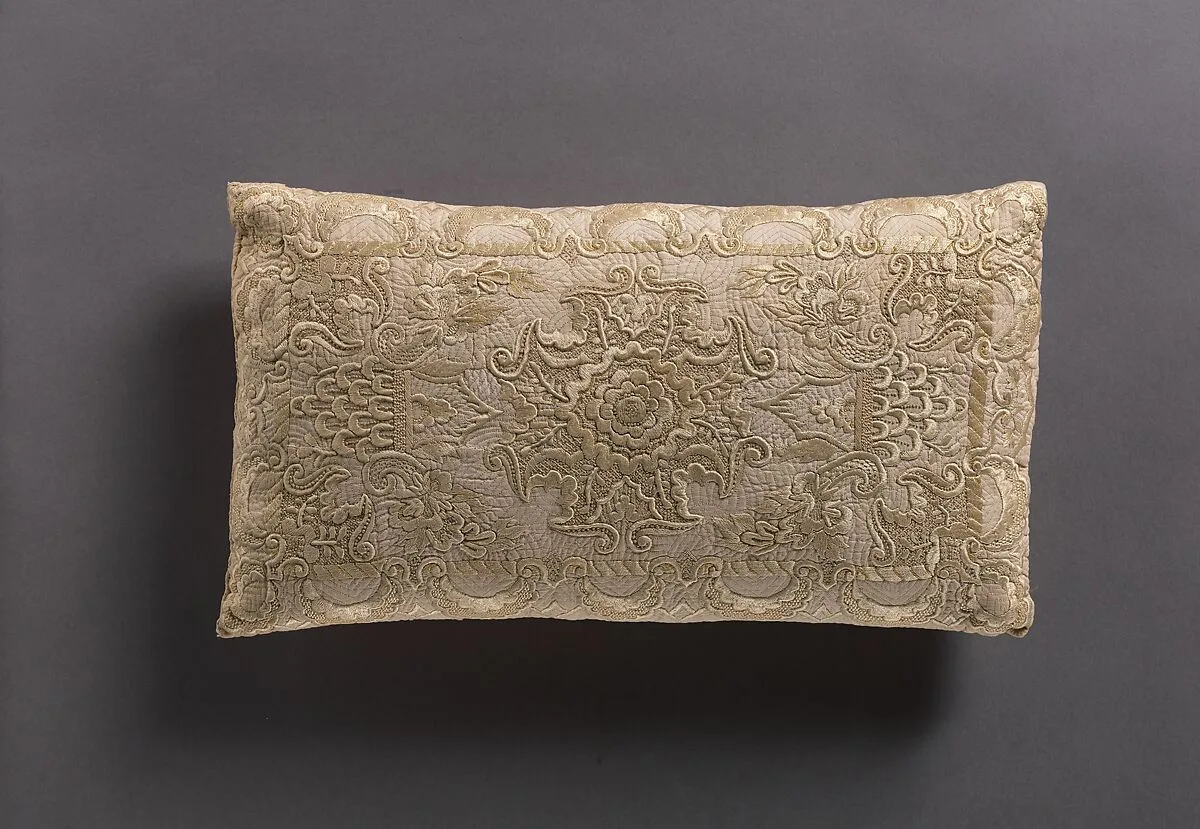 Pillow — Unknown