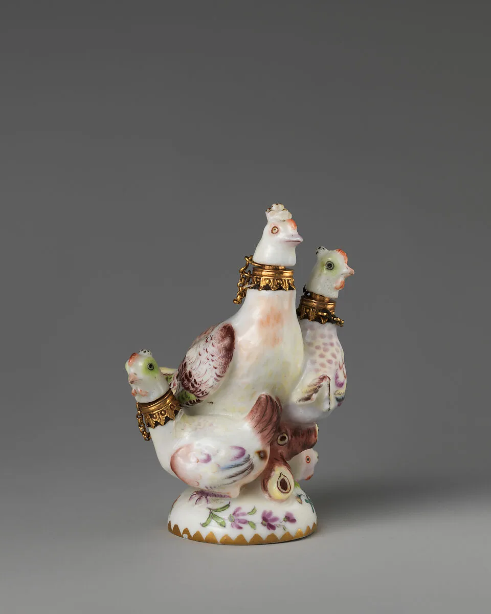 Hen and chickens in a group — Chelsea Porcelain Manufactory