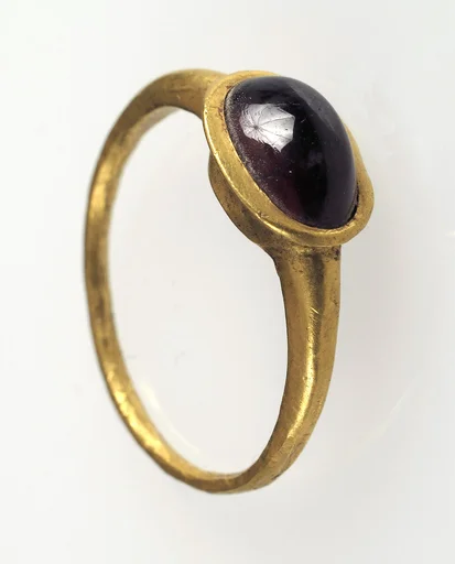 Finger Ring