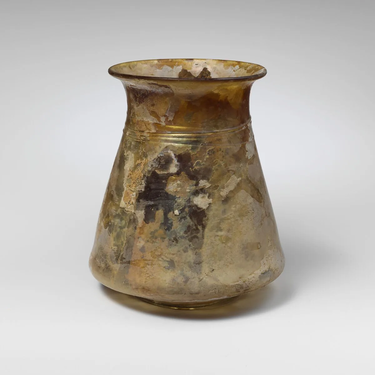 Glass jar — Unknown