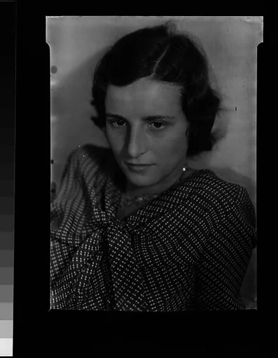 [Dorothy Harvey?]