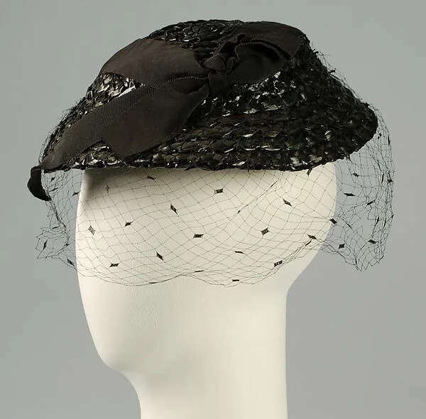 Hat — Rose Valois