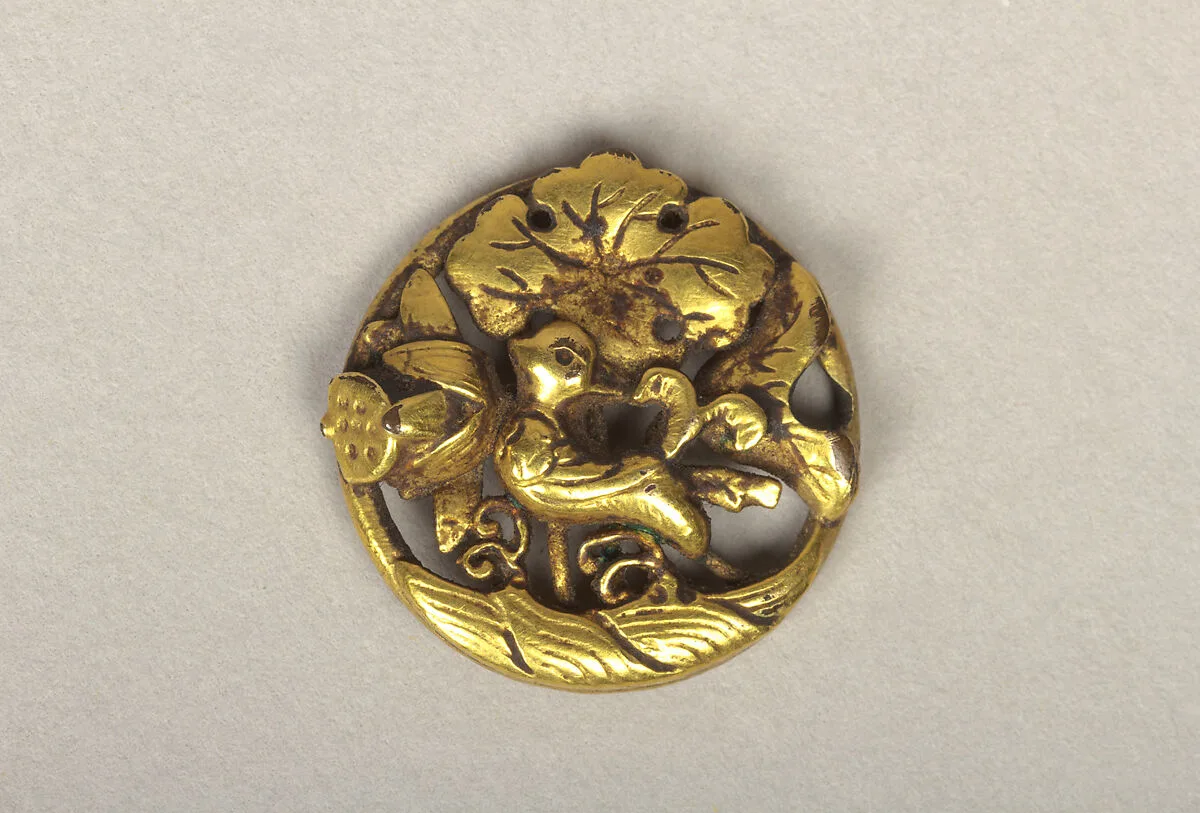 금제 연꽃 새 무늬 장식 고려|金製 蓮花鳥文 裝飾 高麗|Ornament with bird among lotuses — Unknown