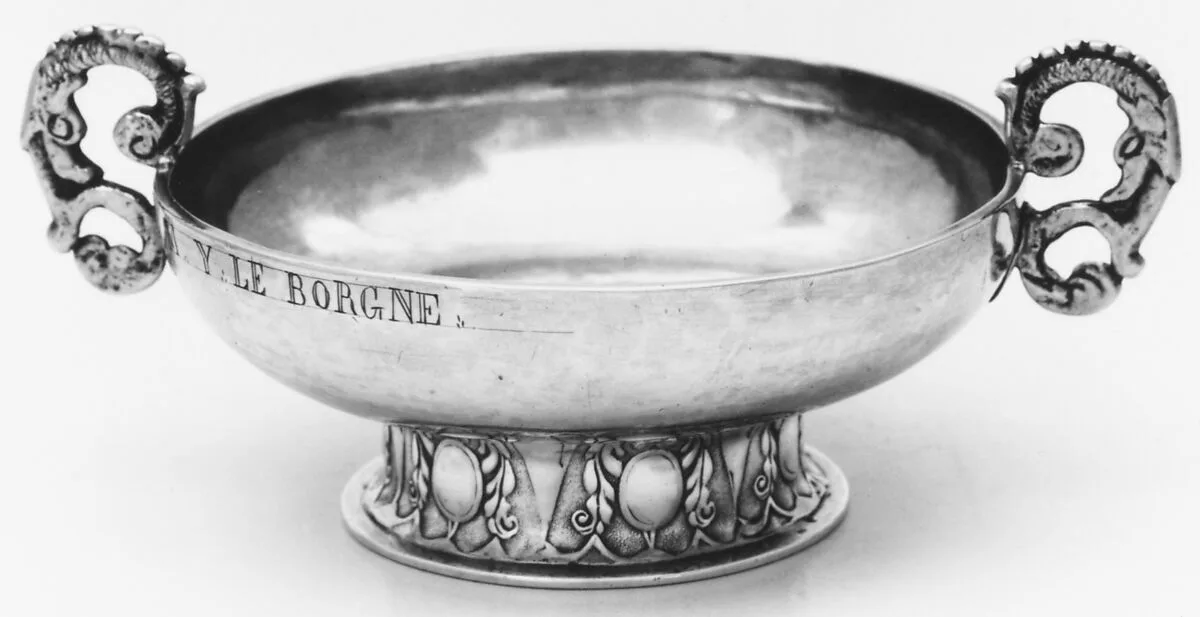 Collection cup — Mathurin Hélies