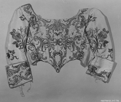 Statue robe