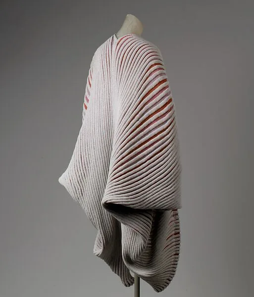 "Seashell" — Issey Miyake|Miyake Design Studio