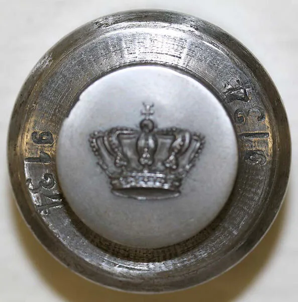 Button — Unknown
