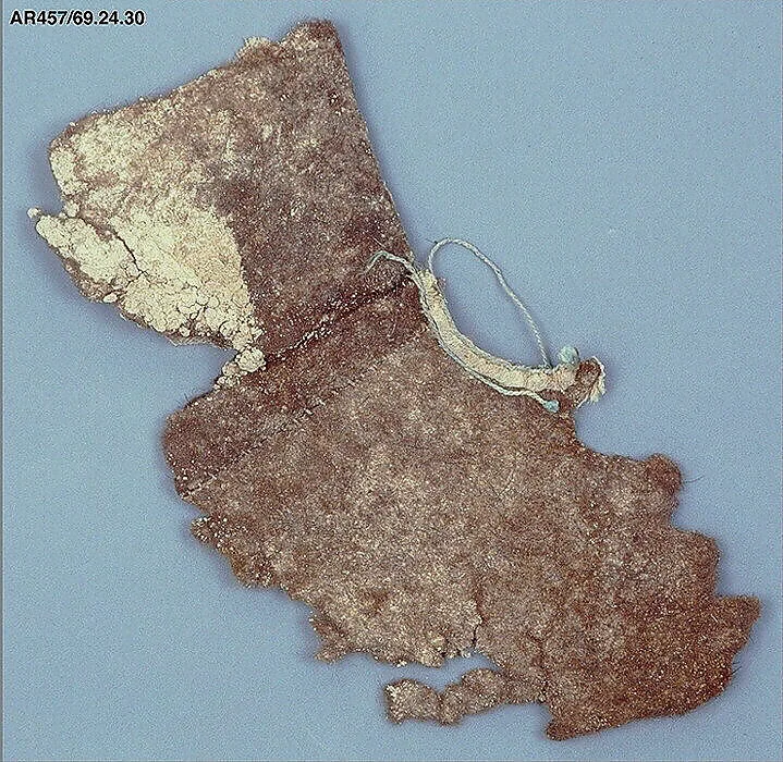 Textile fragment — Unknown