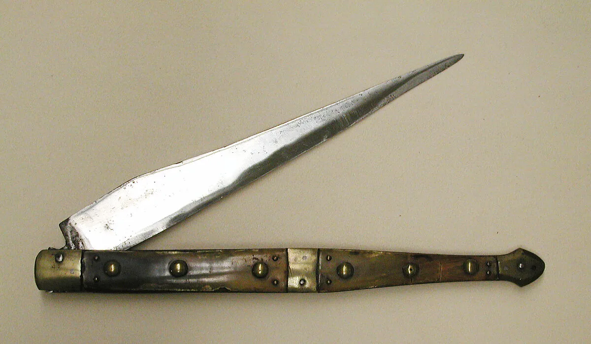 Clasp Knife — Unknown