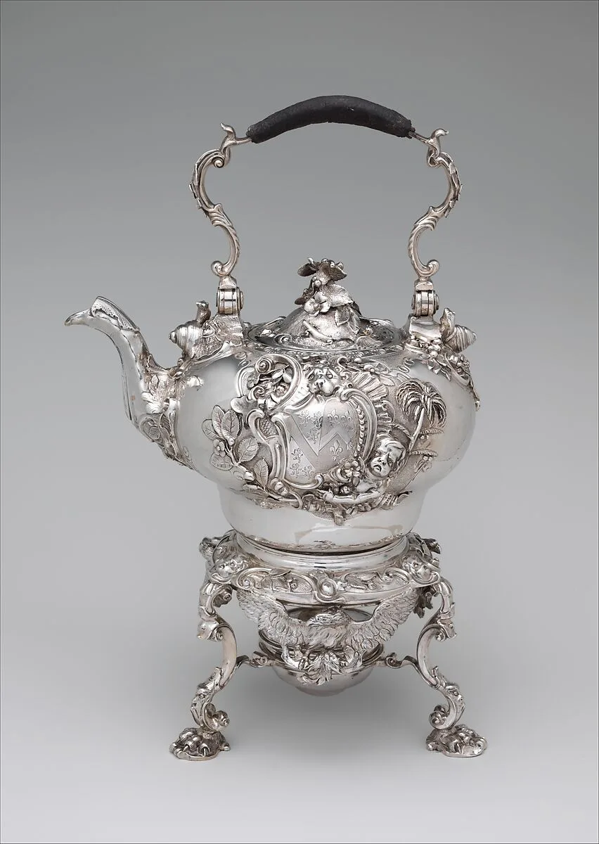 Teakettle and spirit lamp with stand — Paul de Lamerie