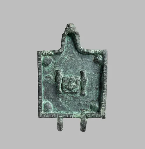 Miniature offering table
