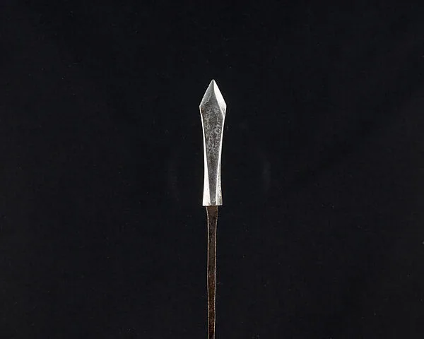 Arrowhead (<i>Yanone</i>) — Unknown