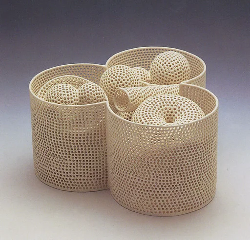 Tri-Lobed Vessel and Contents (Perforated Vessel Series)