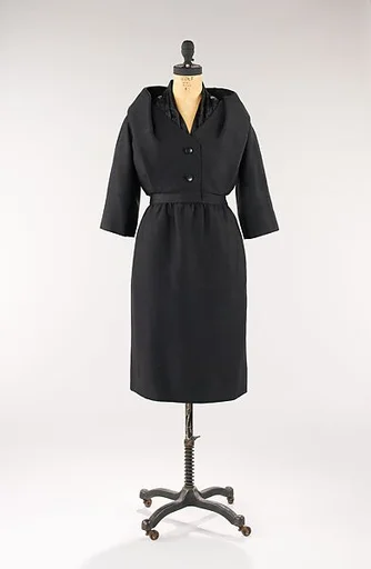 Cocktail suit