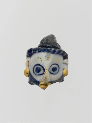 Glass head pendant