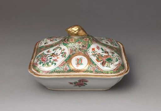 Covered Serving Dish