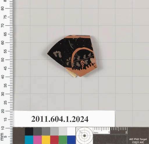 Terracotta rim fragment of a kylix (drinking cup)