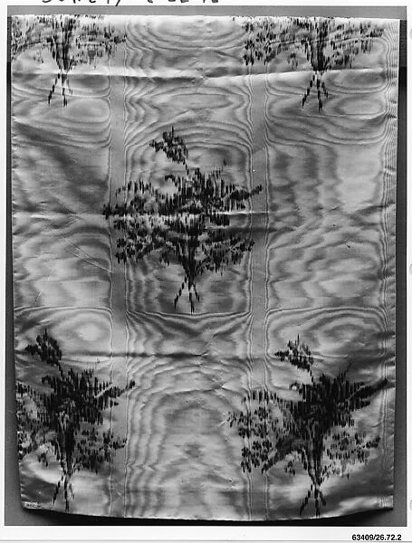 Textile fragment — Unknown Designer