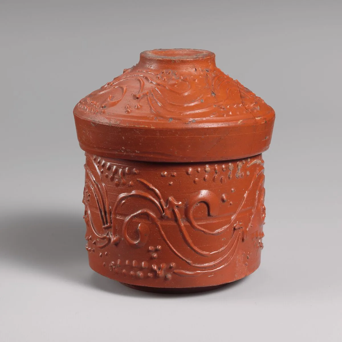Terracotta pyxis (box) with lid — Unknown