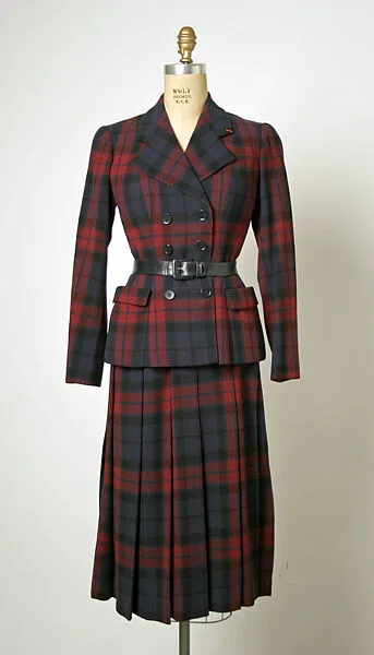 Suit — Cristobal Balenciaga|House of Balenciaga