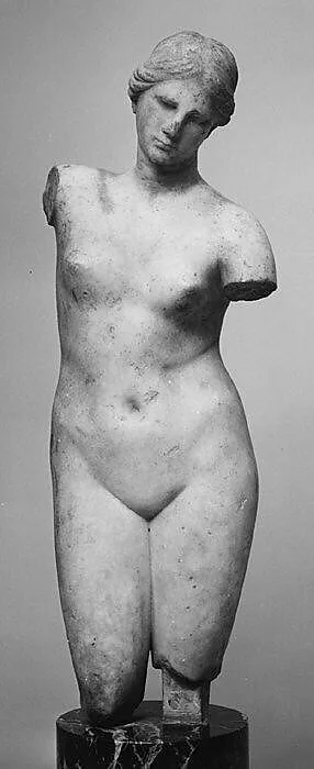 Marble statuette of Aphrodite Anadyomene (rising) type — Unknown