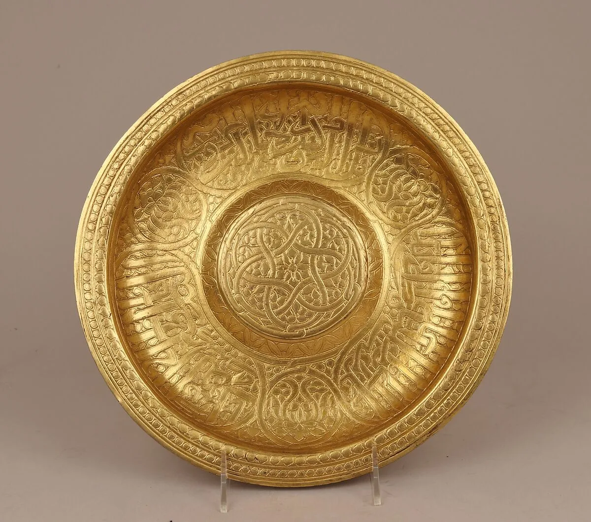 Bowl or plateau — Unknown