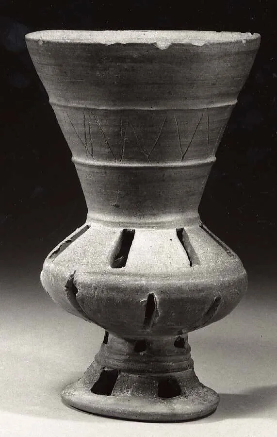 굽다리잔 삼국 신라|臺附盞 三國 新羅|Bell cup — Unknown
