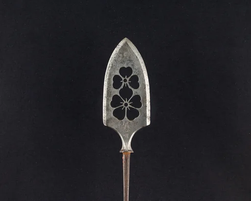 Arrowhead (<i>Yanone</i>)
