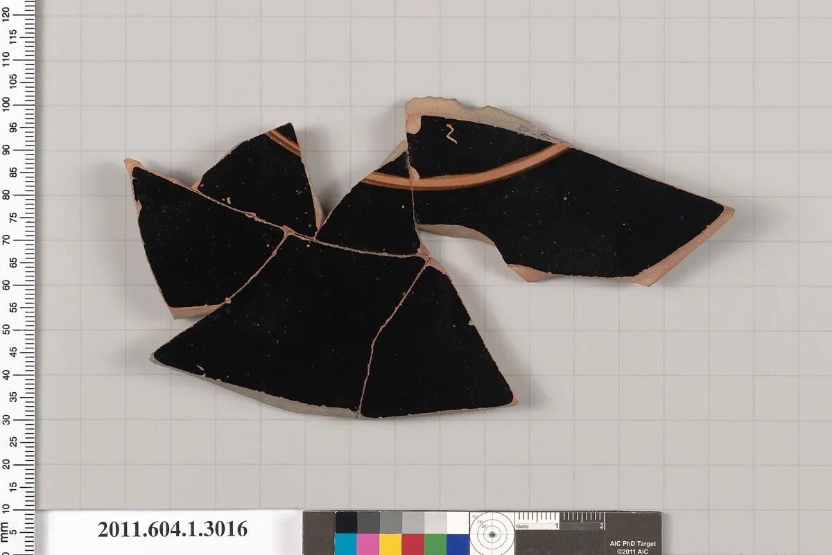 Terracotta fragment of a kylix (drinking cup) — Unknown