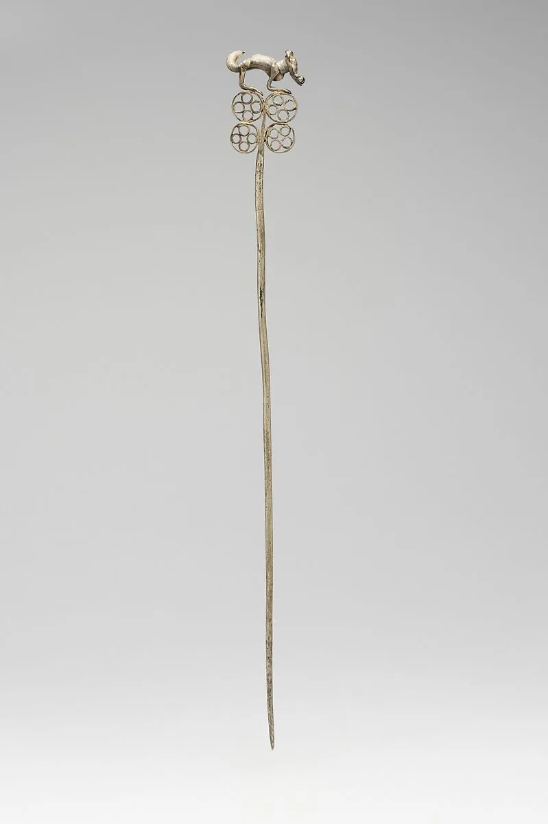 Group of pins — Unknown