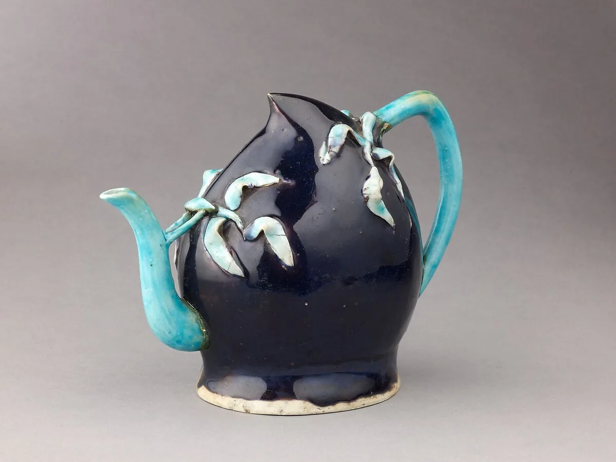 Peach-shaped wine pot or teapot — Chinese