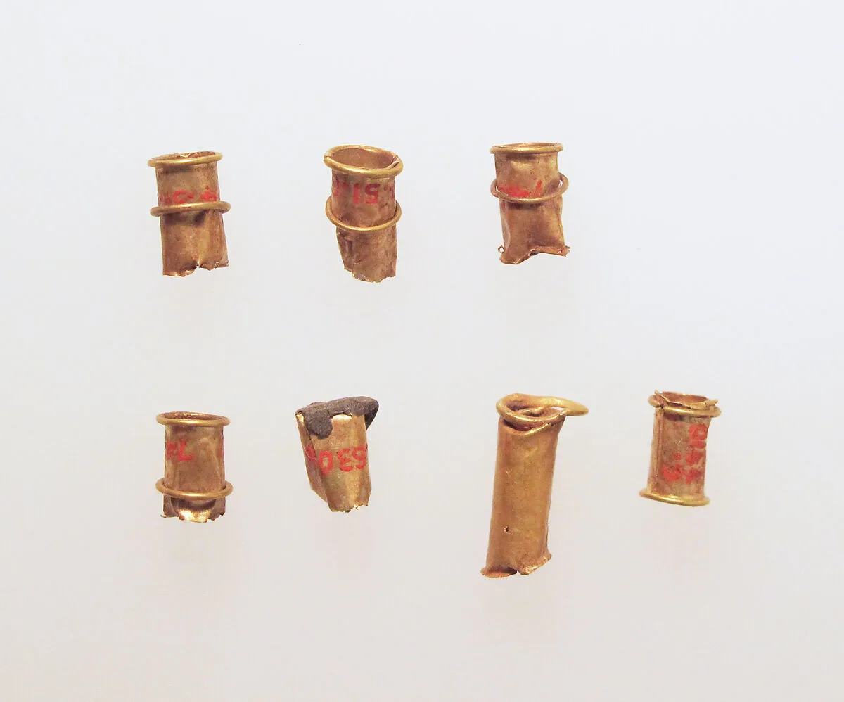 Bead, tubular — Unknown