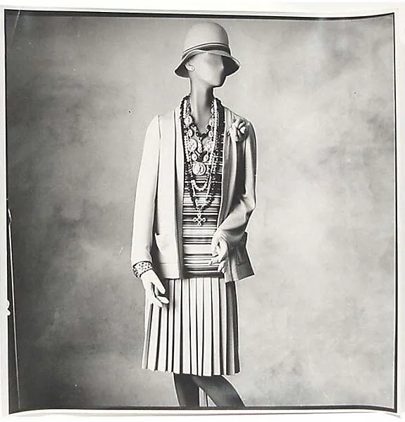 Photograph — Irving Penn|Gabrielle Chanel